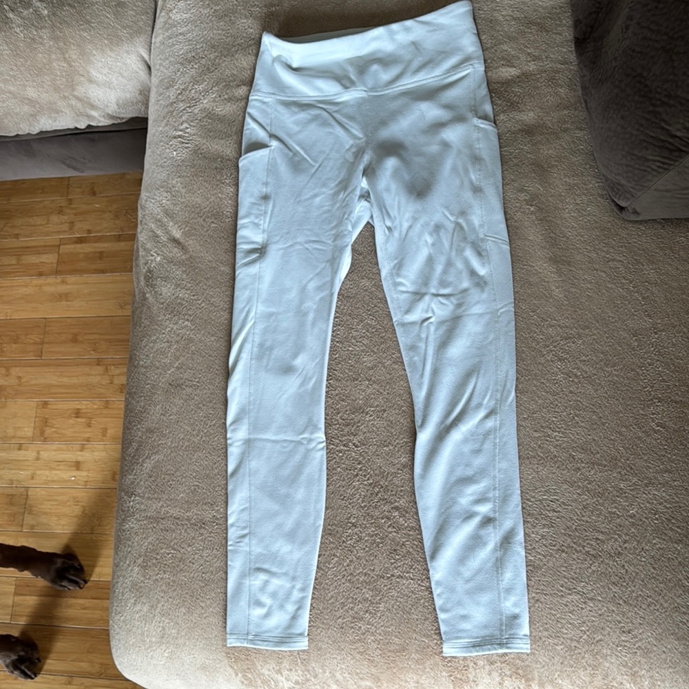 Chic Light Blue Leggings